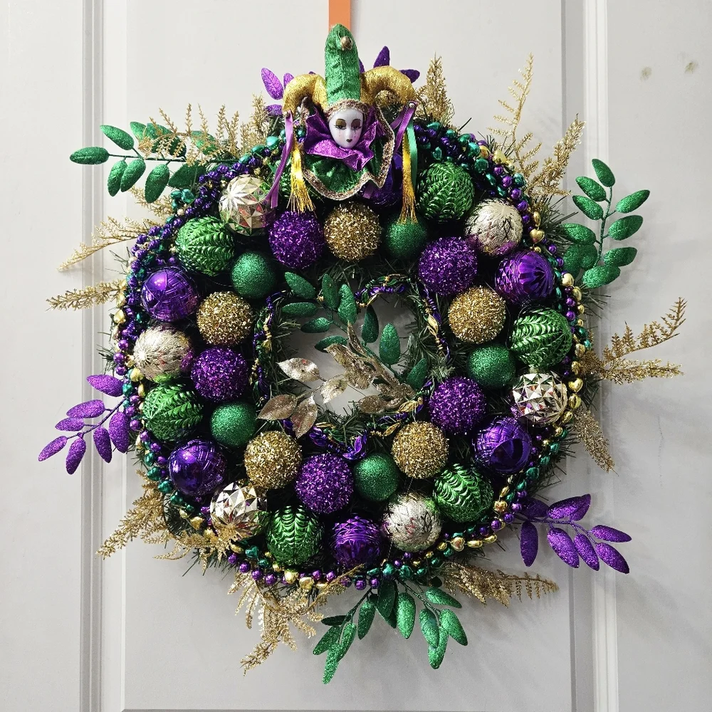 Mardi Gras Wreath: Let's Have A Ball!